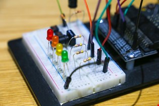 supporting image for Unit 1: Building electric circuits - Blended learning